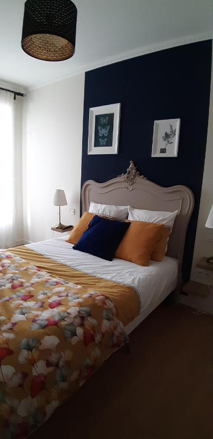 Bed and Breakfast A L'Ombre De La Treille -Proche Saint-Emilion Zewnętrze zdjęcie